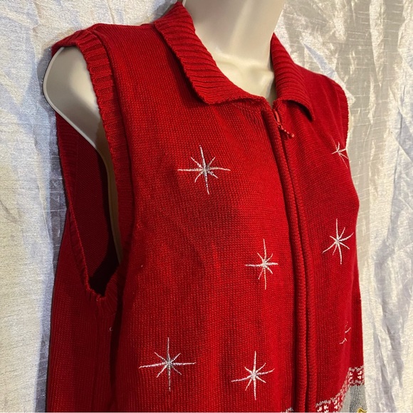 Southern Lady SZ S GUC, zip front vest embellished with stars and angels - Picture 2 of 10